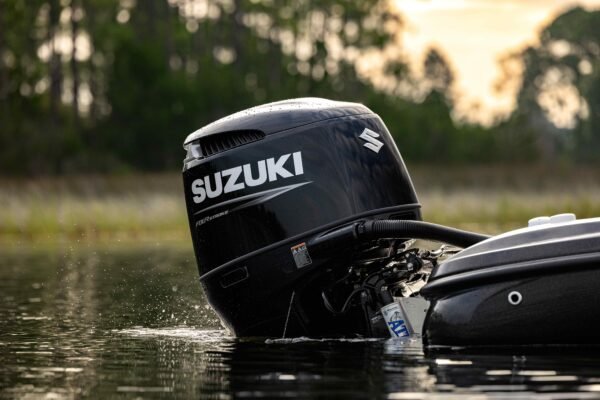 Suzuki 2.5 HP DF2.5S5 Outboard Motor - Image 2